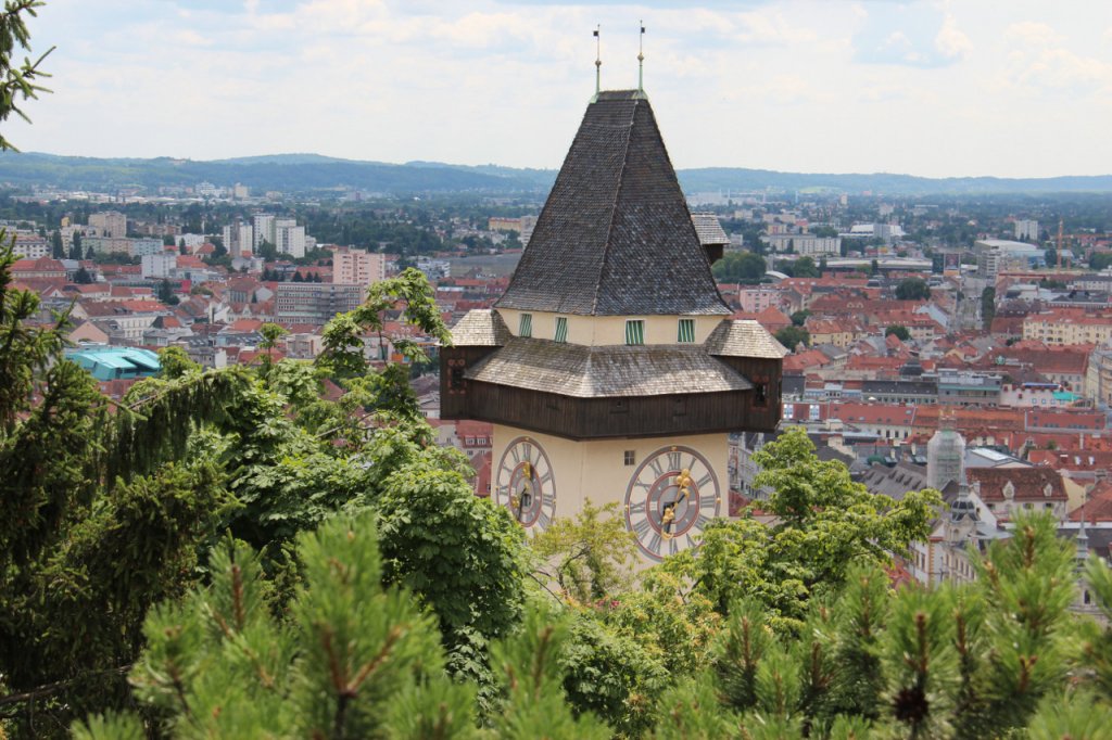 Spaziergang durch die Innenstadt von Graz
