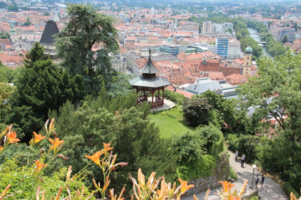 Spaziergang durch die Innenstadt von Graz